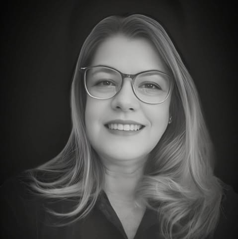 Meet your Posher, Monica